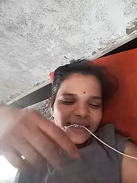 Student garl 1 online show from May 26, 2026, 11:08 am