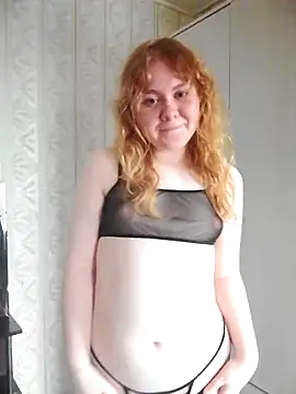 Alexalo0ve online show from July 17, 2026, 9:39 am