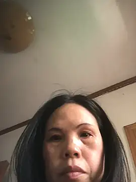 nidejiejie online show from June 27, 2026, 3:45 am