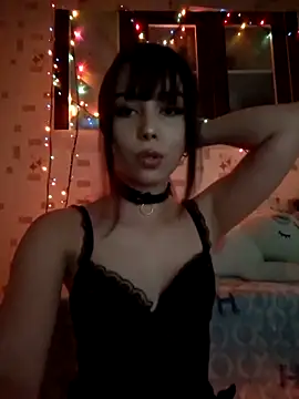 Irendiangel online show from May 13, 2026, 9:33 pm