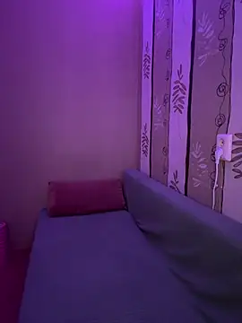 Velvet Doll  online show from July 16, 2026, 5:37 am