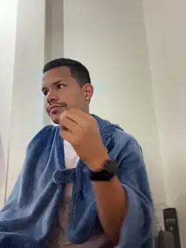 Snapshot of angel_silva_ chatting on July 8, 2026, 6:58 am angel silva online show from July 8, 2026, 6:58 am