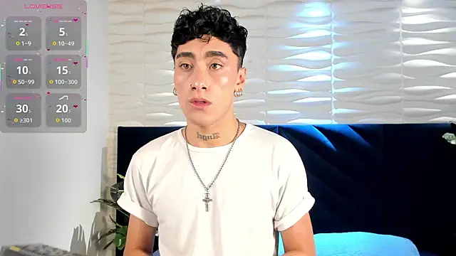 Snapshot of Spencerwhite_ chatting on May 14, 2026, 8:39 pm Spencerwhite online show from May 14, 2026, 8:39 pm