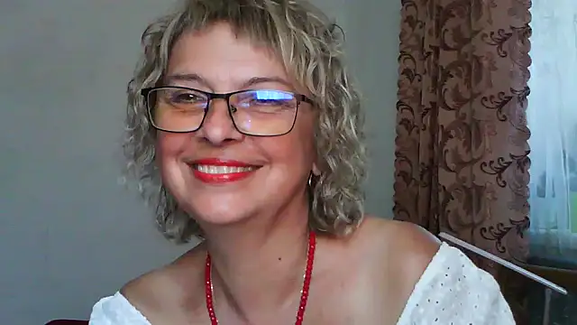 Snapshot of ElizabethGorden chatting on June 29, 2026, 11:54 am ElizabethGorden online show from June 29, 2026, 11:54 am