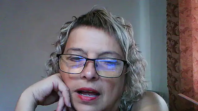Snapshot of ElizabethGorden chatting on August 6, 2026, 5:46 am ElizabethGorden online show from August 6, 2026, 5:46 am