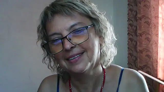 Snapshot of ElizabethGorden chatting on July 19, 2026, 6:55 am ElizabethGorden online show from July 19, 2026, 6:55 am