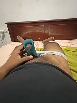 lovelycouple3 online show from May 9, 2026, 9:56 am