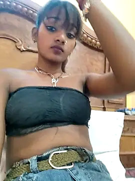 hotstudentkhusboo online show from May 21, 2026, 6:11 am