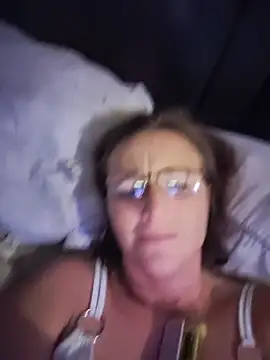 Queenle91 online show from May 17, 2026, 3:17 am