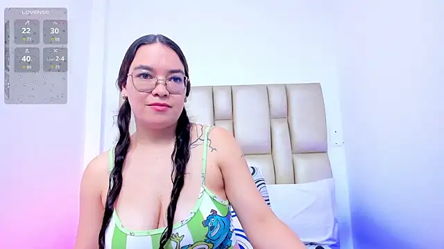 Snapshot of ErikaStar_ chatting on June 10, 2026, 12:39 pm ErikaStar online show from June 10, 2026, 12:39 pm