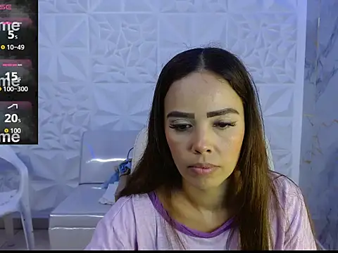 naomis 36 online show from May 19, 2026, 2:24 pm