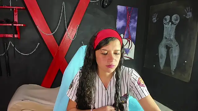 Sharlotshh online show from August 1, 2026, 3:37 am