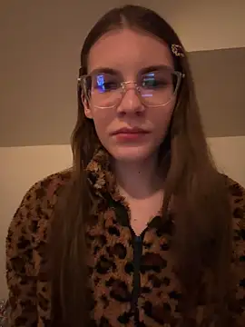 femboykittyxo online show from May 6, 2026, 11:31 pm