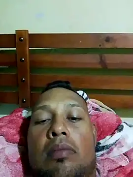 javier170ooo online show from May 21, 2026, 2:53 am