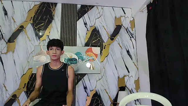 TWINKS BOYSX online show from May 6, 2026, 7:34 am
