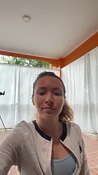 Mini girl do it better online show from May 10, 2026, 2:37 am
