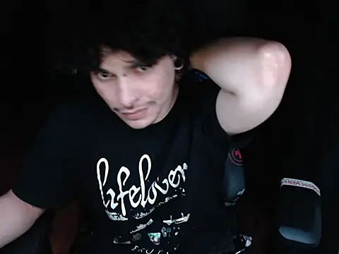 Snapshot of lilgothboy chatting on June 12, 2026, 6:11 am lilgothboy online show from June 12, 2026, 6:11 am