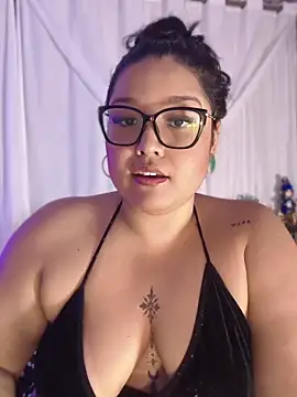 Im DianaNoir online show from May 26, 2026, 11:52 am