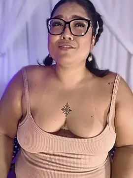 Im DianaNoir online show from May 23, 2026, 12:09 am