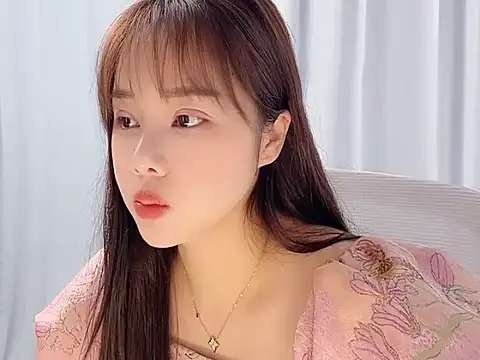 Qingqing19 online show from May 15, 2026, 1:58 am