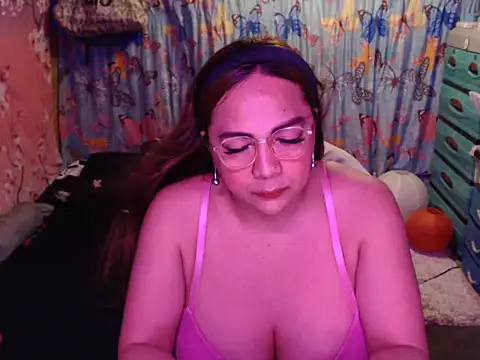 TsMiia Curve online show from June 26, 2026, 11:49 am