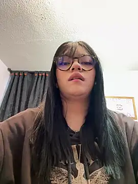 KIMI AMANE online show from May 11, 2026, 11:55 am