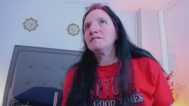 Snapshot of CloeMature chatting on June 20, 2026, 2:38 am CloeMature online show from June 20, 2026, 2:38 am