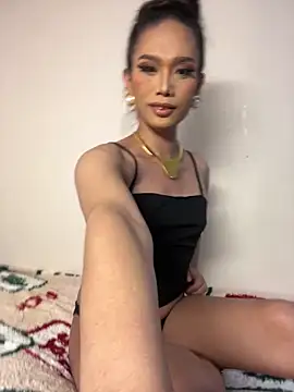 VanessaCockTrans online show from May 6, 2026, 12:20 pm
