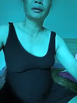 BlueGirlyeah online show from July 8, 2026, 2:24 am