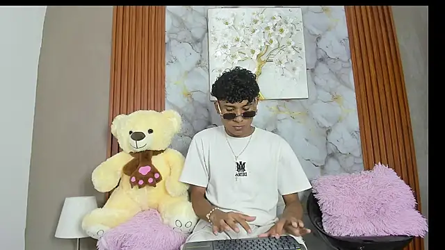 BOUL GUYS online show from June 2, 2026, 1:38 am