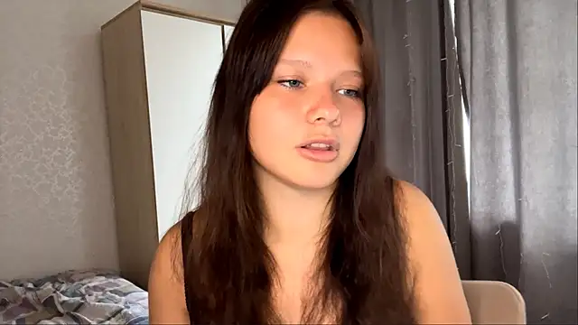 EmilyMercurial online show from July 29, 2026, 8:24 am