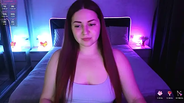 Redd Vixen online show from May 17, 2026, 10:54 pm