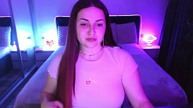 Redd Vixen online show from May 20, 2026, 11:02 pm