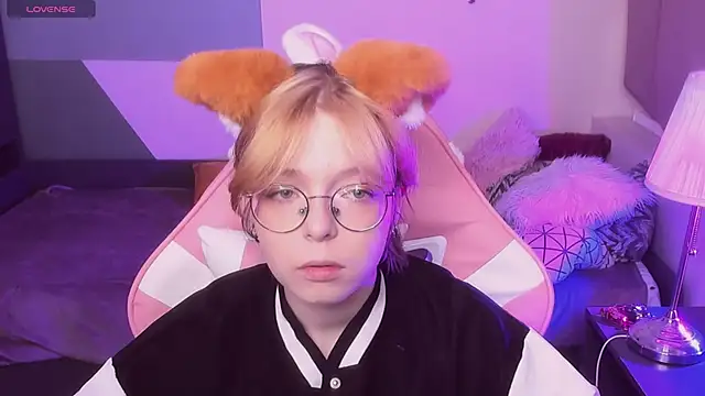 FoxxyyPolly online show from May 29, 2026, 5:24 am