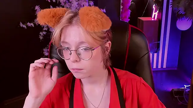 FoxxyyPolly online show from May 25, 2026, 5:29 am