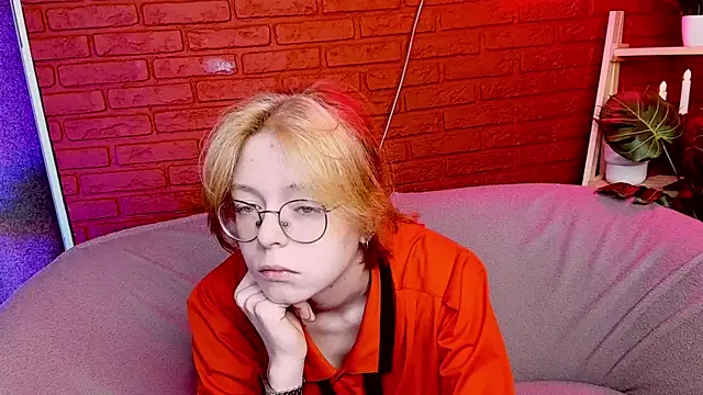 FoxxyyPolly online show from May 21, 2026, 5:27 am