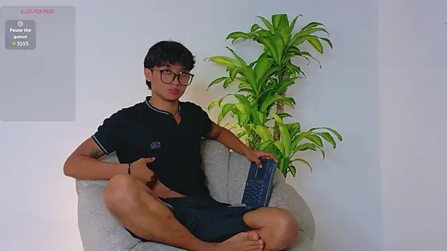 Iam erick online show from May 22, 2026, 6:39 pm