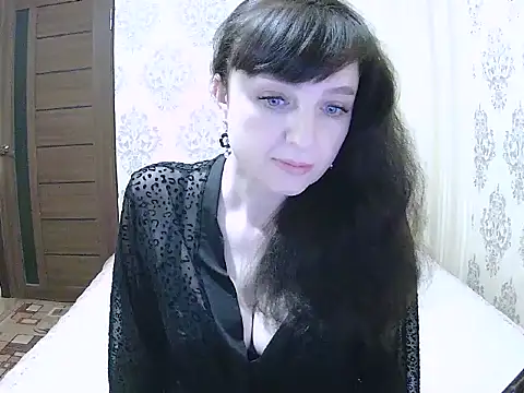 NicoleXRose online show from May 16, 2026, 9:14 pm