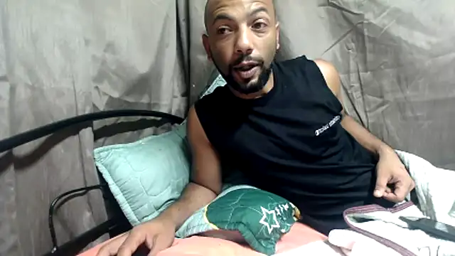 Camodick online show from April 16, 2026, 10:16 am