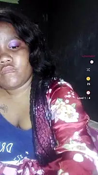 ChubbyMidgetxxx19 online show from June 26, 2026, 8:47 pm