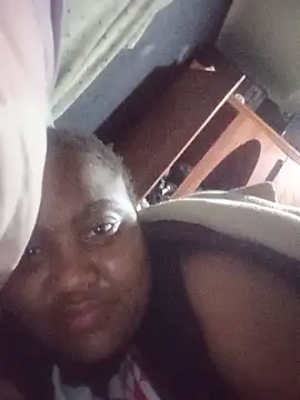 ChubbyMidgetxxx19 online show from June 19, 2026, 3:34 am