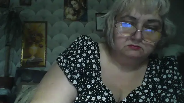 MarinaFarina53 online show from June 8, 2026, 6:03 am
