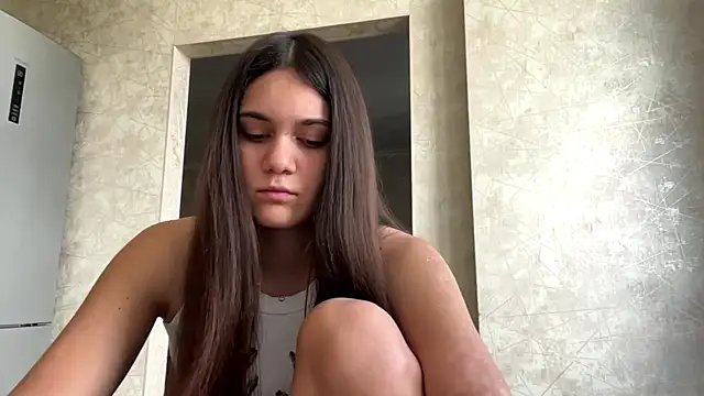 MaryRaven online show from June 20, 2026, 11:15 am