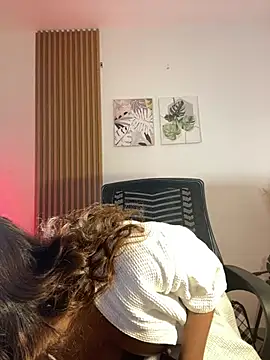 lexikaneexxx online show from June 5, 2026, 4:56 pm