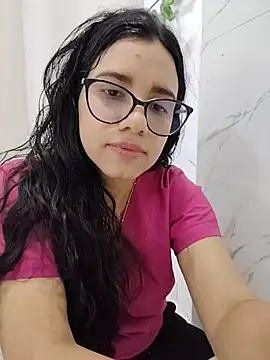 alanahot94 online show from August 8, 2026, 6:15 pm