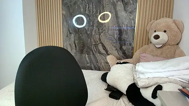 Snapshot of sun_cute chatting on May 23, 2026, 8:08 pm sun cute online show from May 23, 2026, 8:08 pm