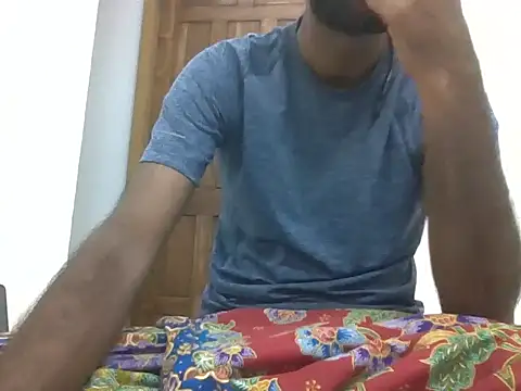 Snapshot of Ijus12 chatting on May 9, 2026, 2:53 pm Ijus12 online show from May 9, 2026, 2:53 pm