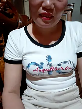 -Trici- online show from June 15, 2026, 3:44 pm