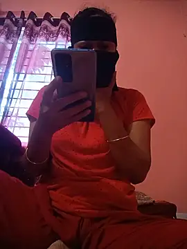 Snapshot of Nilpori2 chatting on June 5, 2026, 1:32 am Nilpori2 online show from June 5, 2026, 1:32 am