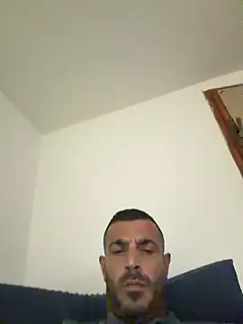 RicoRicoxxl online show from May 17, 2026, 11:38 pm